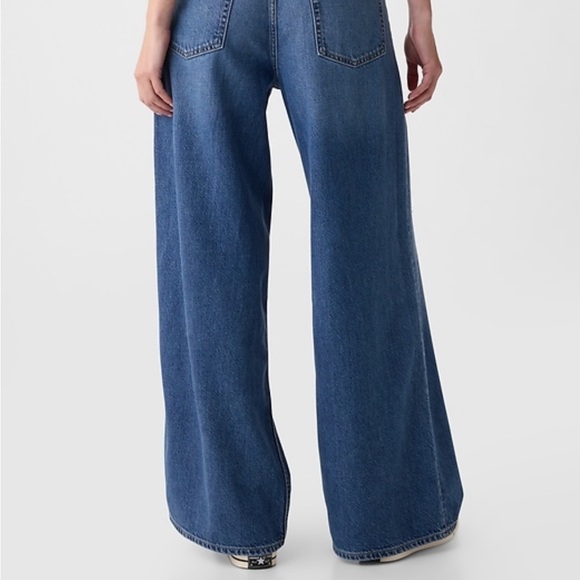 Mid Rise Ultra Soft Baggy Jeans - Picture 4 of 7